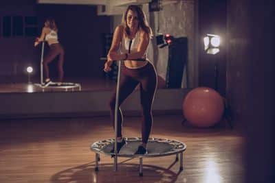 fitness trampoline with handle